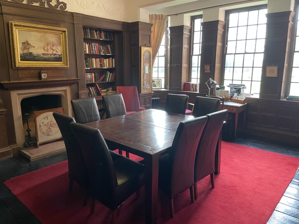 St-K-Library-1024x768